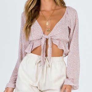 NEIMA TOP Princess Polly size US 2